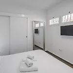 Apartmán Aircon River Style Pool In 200m Mareverde