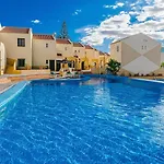 Apartmán Aircon River Style Pool In 200m Mareverde